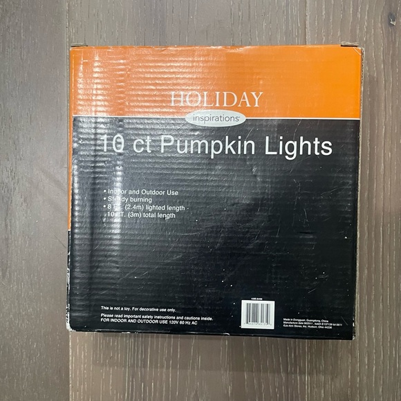 Holiday inspirations retro pumpkin lights. 10 count. NWT - Picture 2 of 2